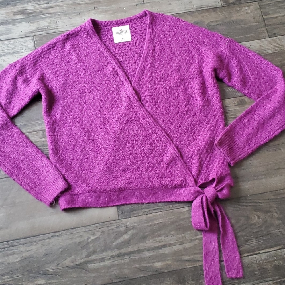 Hollister Tie Front Lightweight Knit Sweater purple size medium M
